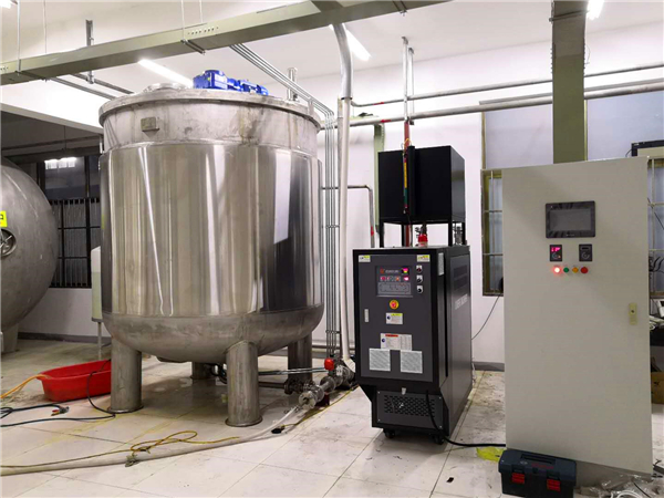 1噸反應(yīng)釜加熱冷卻模溫機